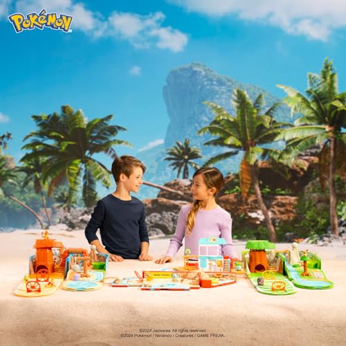 Bandai - Pokémon - Sac à Dos du dresseur Plage - Univers de Jeu Pokémon avec Mini-Jeux - Sac Qui se transforme en Aire de Jeu Plage - Figurine Pikachu Incluse - Coffret Jouet Enfant 4 Ans et + JW3424 – Image 2